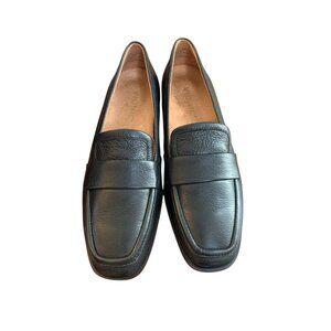 Vionic Women's Sellah Slip On Loafer Black Size 6